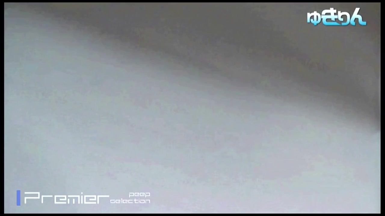 世界の射窓 左と右、同時入ってくれた赤いパンプス。カメラを振り回す No.106 裏DVDサンプル画像