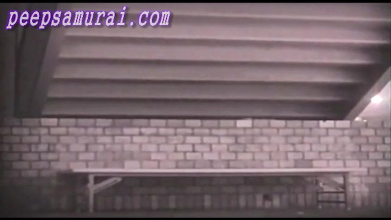 階段下のラブラブベンチ 1 裏DVDサンプル画像