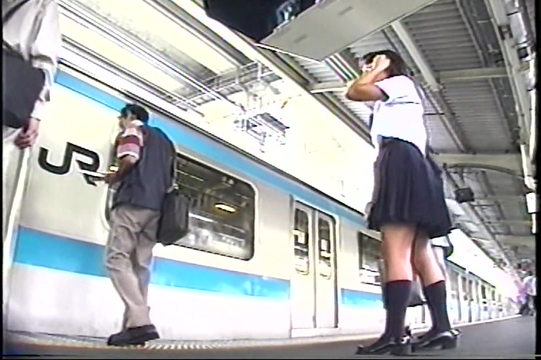 盗撮！パンチラトレインハイスクール 06 サンプル画像