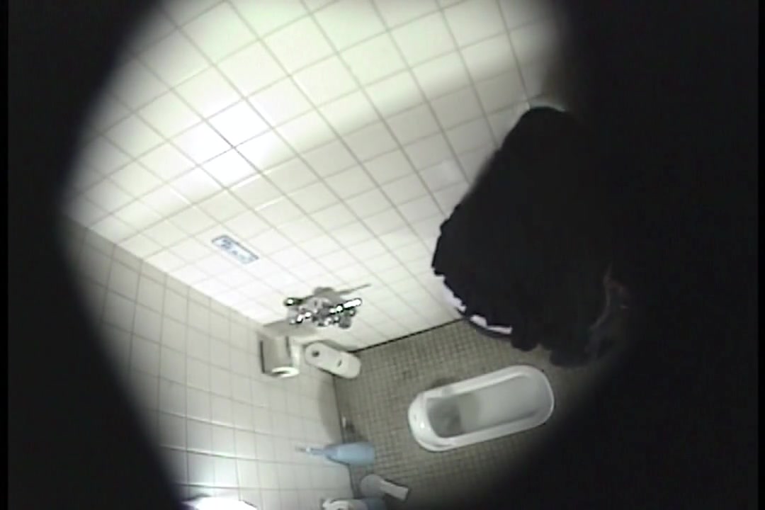 盗撮 公衆便所の痴態 サンプル画像