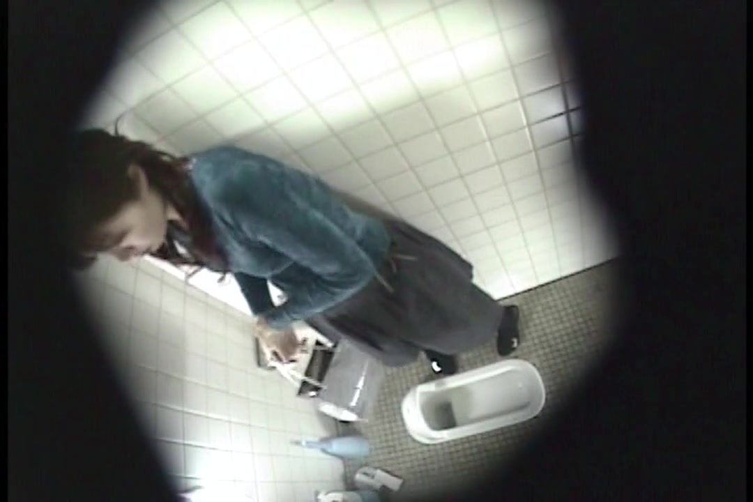 盗撮 公衆便所の痴態 サンプル画像