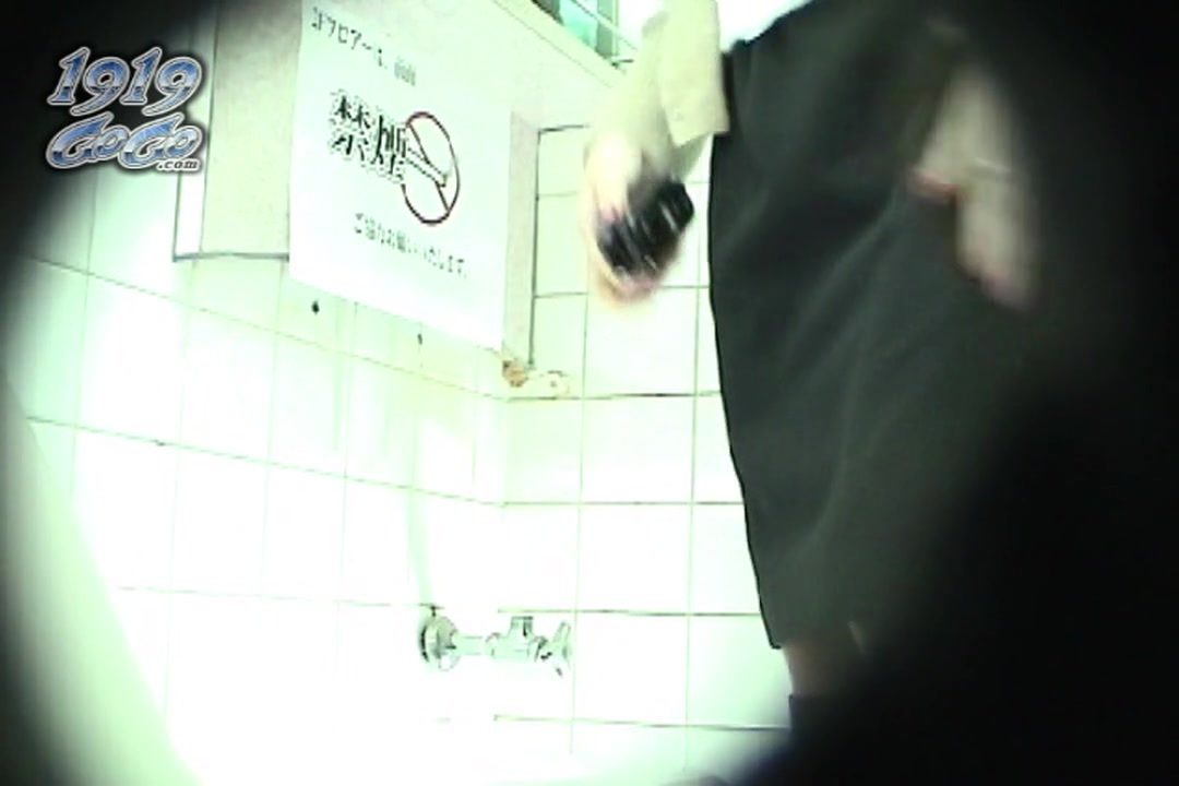 悪質トイレ盗撮★ギャルの排便 vol.4 サンプル画像4
