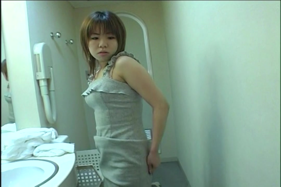 Real Tokyo Amateur 4 -ゴメン！ゆなちゃん、モザイクつけ忘れちゃった！-：ゆな サンプル画像1