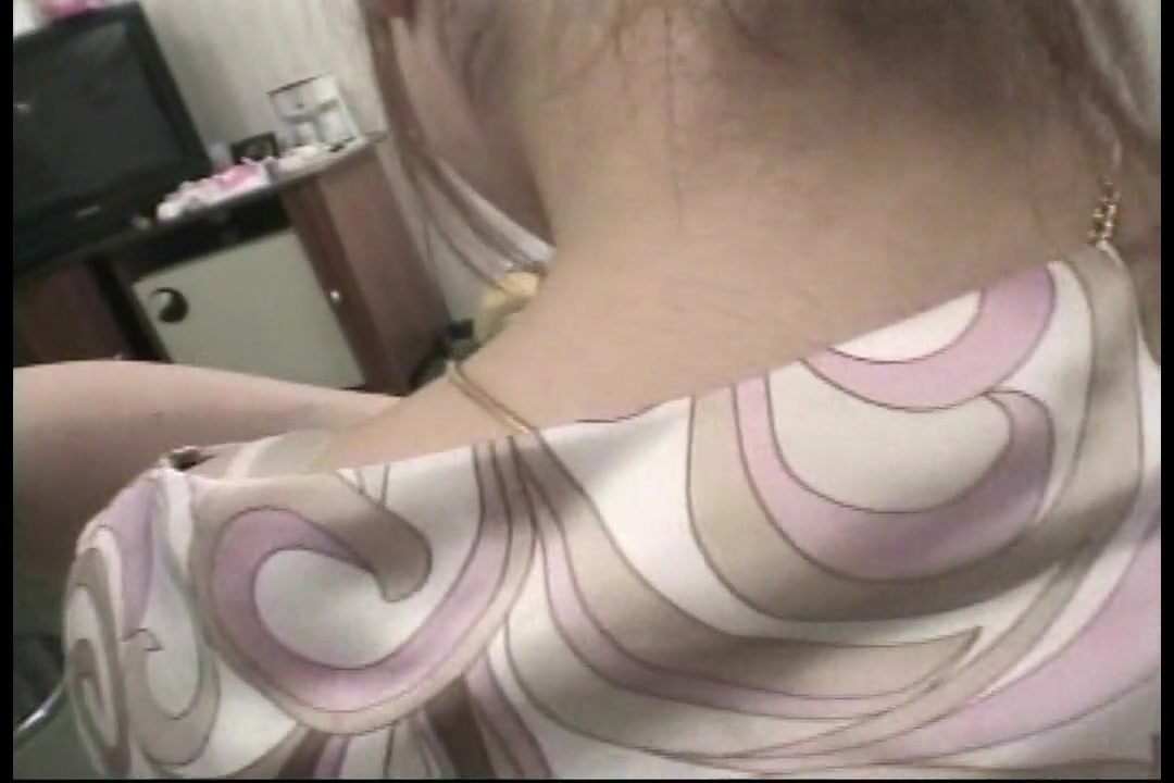 爆乳バカ女：里美菜々子 サンプル画像
