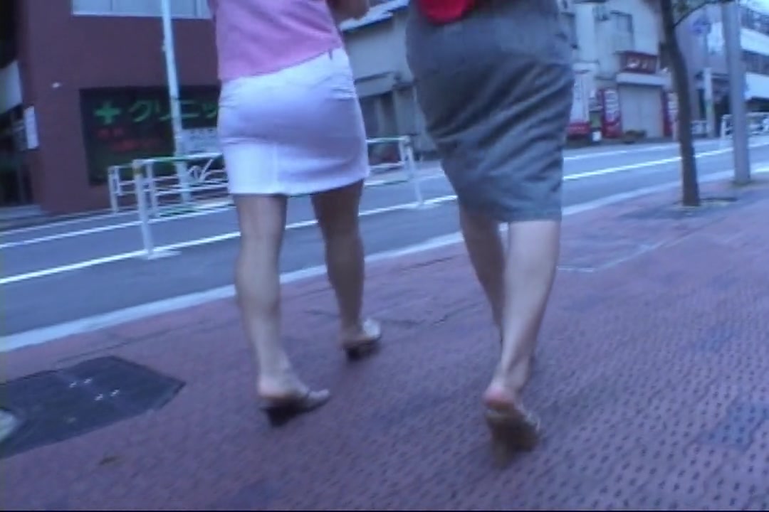 街角スリットガール サンプル画像
