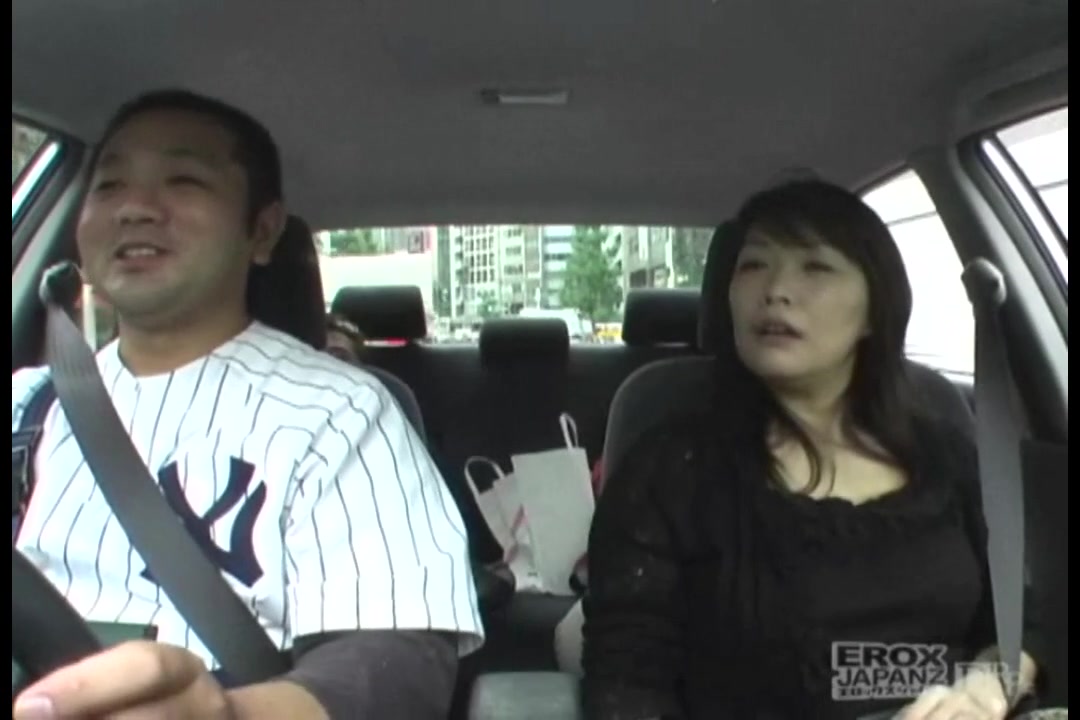 爆乳人妻と筆おろし 熟女 中出し　鮎川るい サンプル画像4