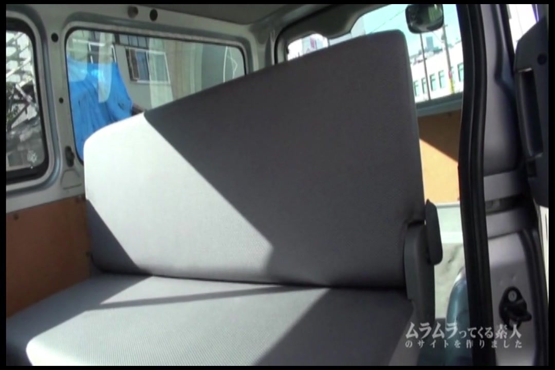 不況の中ばんばん契約をとりまくっている格安レンタカー前編 サンプル画像0