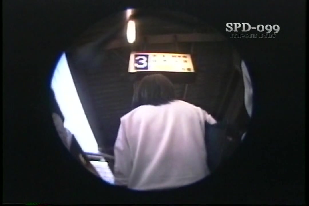 盗撮 パンチラ電車③ サンプル画像7