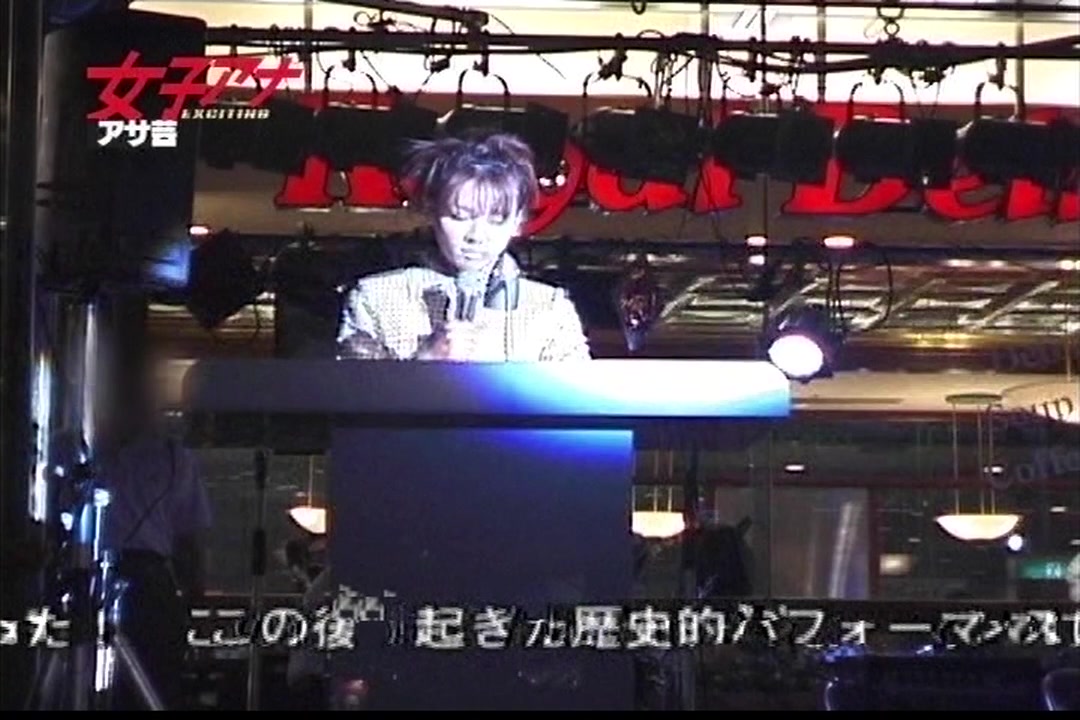 盗撮 テレビ局トイレＴ容疑者からの投稿 vol.5 サンプル画像