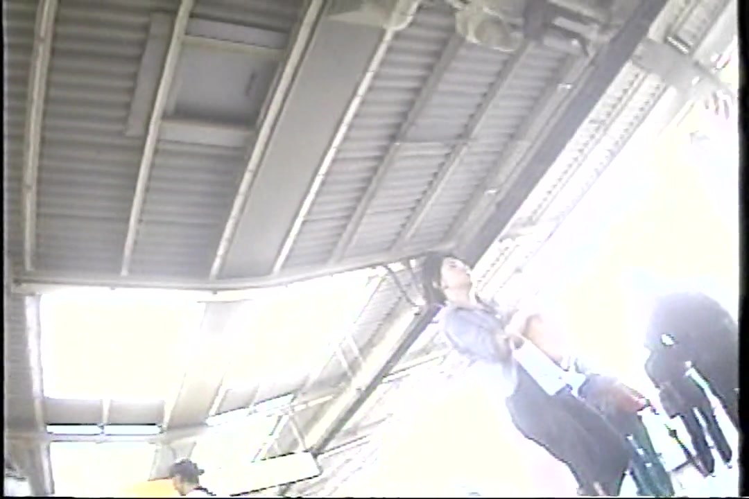 盗撮！パンチラトレインハイスクール 02 サンプル画像