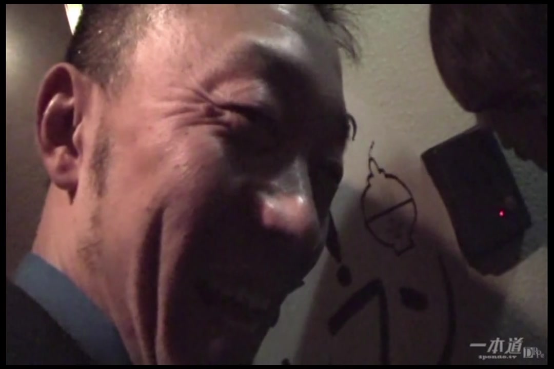 突撃！隣のマンご飯 仲良しママとと3P編 篠原りょう・相田久美子 サンプル画像