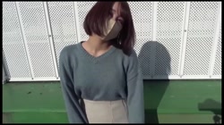 素人超美小女ですスタイルがたまらん学生が車内で濃厚フェラチオ！白昼の日差しの中、口内へ大量射精 サンプル画像