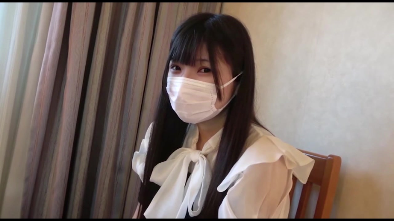 【素人個撮】【中出し】服とバックに生活費を使い込んでしまった若妻は、旦那にバレる前になんとかしようとハメ撮りをすることに。 サンプル画像