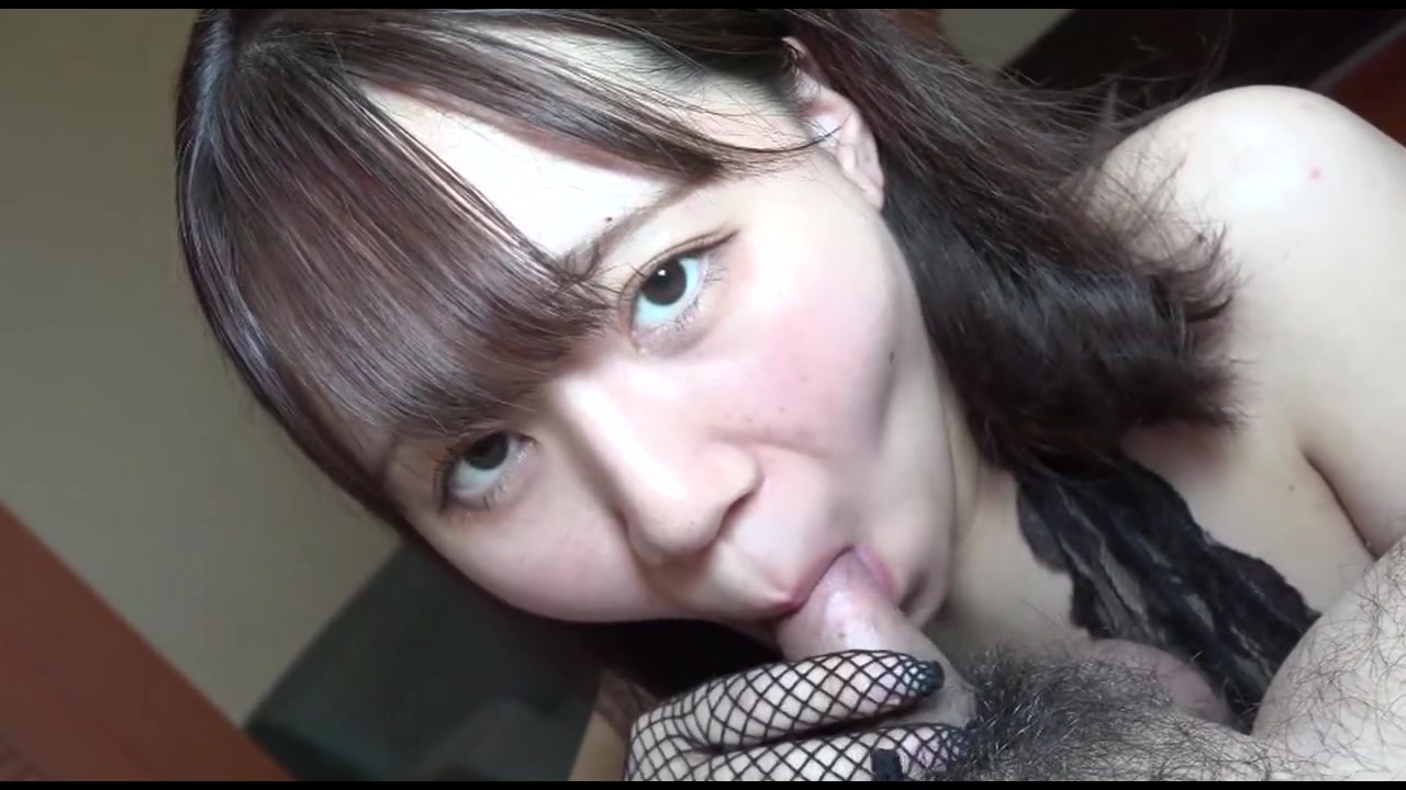 ♀200 田舎っこのちかちゃん(陰毛あり\)とのぷちハメ撮り中出し。ちかちゃんの東京での夢は叶ったかな。。。 サンプル画像