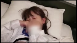 【2005年生】スレンダー美乳制服美少女は華奢な優等生。激しいピストンで大量中出し２回、その後生理が… サンプル画像9