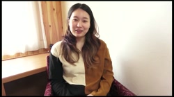 出産後の新妻、うみかさん（22）と赤ちゃん＆母乳プレイ。育児費用の為に出演してくれた健気なお母さんです（78分）。 サンプル画像1