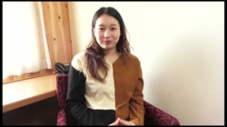 出産後の新妻、うみかさん（22）と赤ちゃん＆母乳プレイ。育児費用の為に出演してくれた健気なお母さんです（78分）。 サンプル画像2