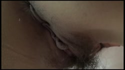 【友達とSEX】ジムで出会った小動物系の**看護師。仕事と筋トレには熱心だがアソコの経験はまだまだ未熟なお子さマンコ。未処理剛毛の極小マンコが初めて大人チンポに調教される！ サンプル画像8