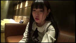 ロ○巨乳パイパン現役女子大生の生ハメ中出しガチヤバ映像 サンプル画像1