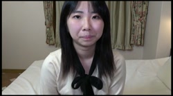 【2作品＋α 初撮り】純粋で素直な女の子まみちゃん。ハメ撮りとカメラマン有り撮影で２回中出し。(Disc-1) サンプル画像0