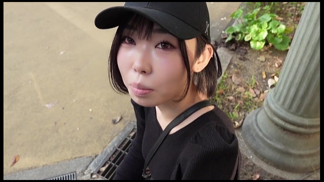 【初撮り】【顔出し】超！！敏感！！腹筋抜群スタイルに釣鐘エロおっぱいが反則。ガチ素人の本気汁は規格外の快楽でした。。。大量中出しで溢れ出る程に サンプル画像2
