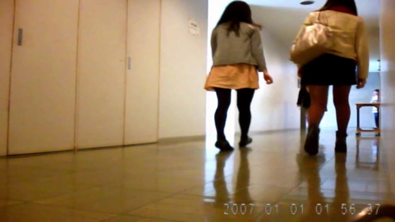 トイレ　盗撮　女子大 無修正動画 裏DVD】プリケツ!現役女子大生のトイレ事情! Vol.04【盗撮 放尿】 - 裏DVD・無修正DVD・ストリーミング 【裏DVDマリア】