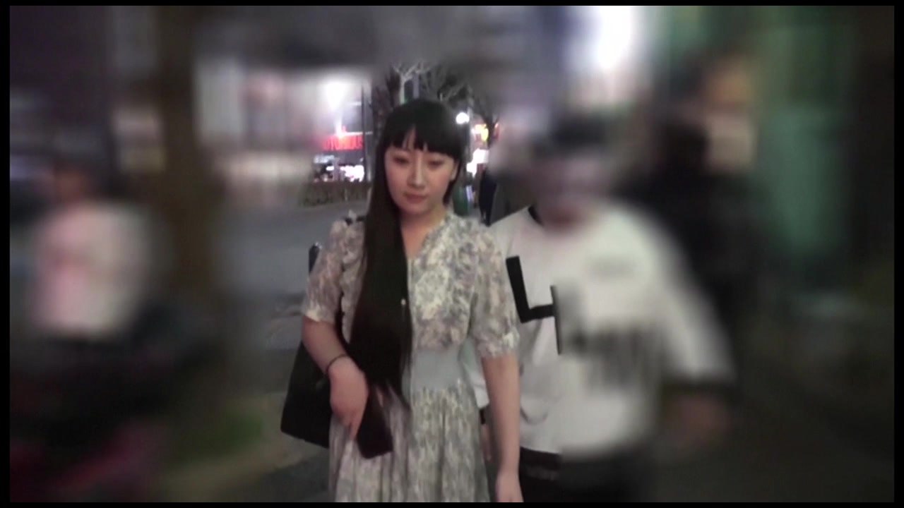 【初撮り】【顔出し】【3p】某S□Sでエン上してしまった動画の完全版です。 サンプル画像