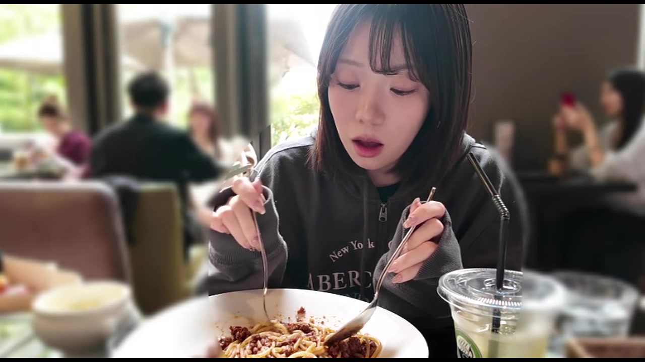 【初】※元アイドルの圧倒的美女がお金に釣られてて高収入に応募。いいオンナの魅惑に僕ちんポ中出し不可避 サンプル画像