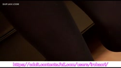【顔出し】未公開映像も完全収録したプレミア版！ニーハイがエロい女子大生のオナ・フェラ・生ハメ・中出し サンプル画像