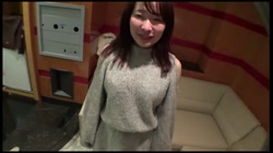 【顔出し・NTR】保育士を目指すＧカップ巨乳女子大生。めちゃくちゃ濡れやすいパイパンまんこにコッソリ中出し サンプル画像5
