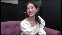 この年齢でドエロいフェロモンを放つスタイル抜群の美女。お互い絶頂のまま最後は中出しと口内発射フェラで大満足約束！ サンプル画像1