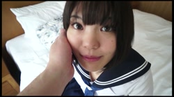 【顔出し・初撮り・無修正】セーラー服の清純美少女は、お金度外視で気持ちいいこと大好きのド変態！ 半外半中のザーメンをなすりつけたチンポをお掃除フェラ2回戦で諭吉1枚ｗ サンプル画像4