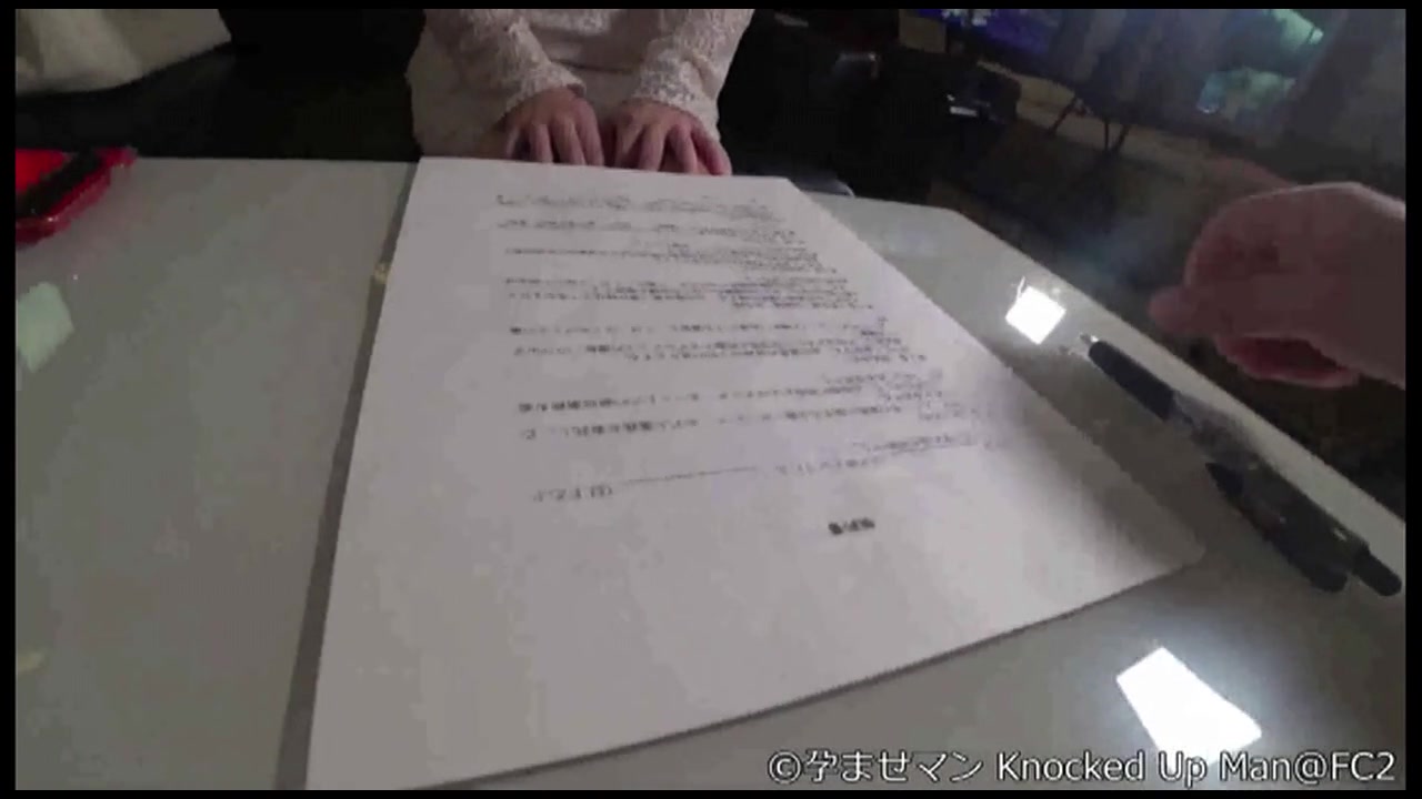 ♀２０１女子大生み◯ちゃん１８歳１回目　出会って１時間の１８歳なりたて美◯女に妊娠覚悟の中出し2回戦！ サンプル画像1