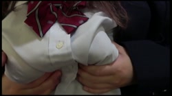 可愛い～爆乳ロリっ娘１８歳の本物制服で神ペロフェラ＆パイズリ挟射！制服でパンチラ・乳首当てぷにぷにｗ初めての電マで笑いながらチンコ責め付きですｗ サンプル画像