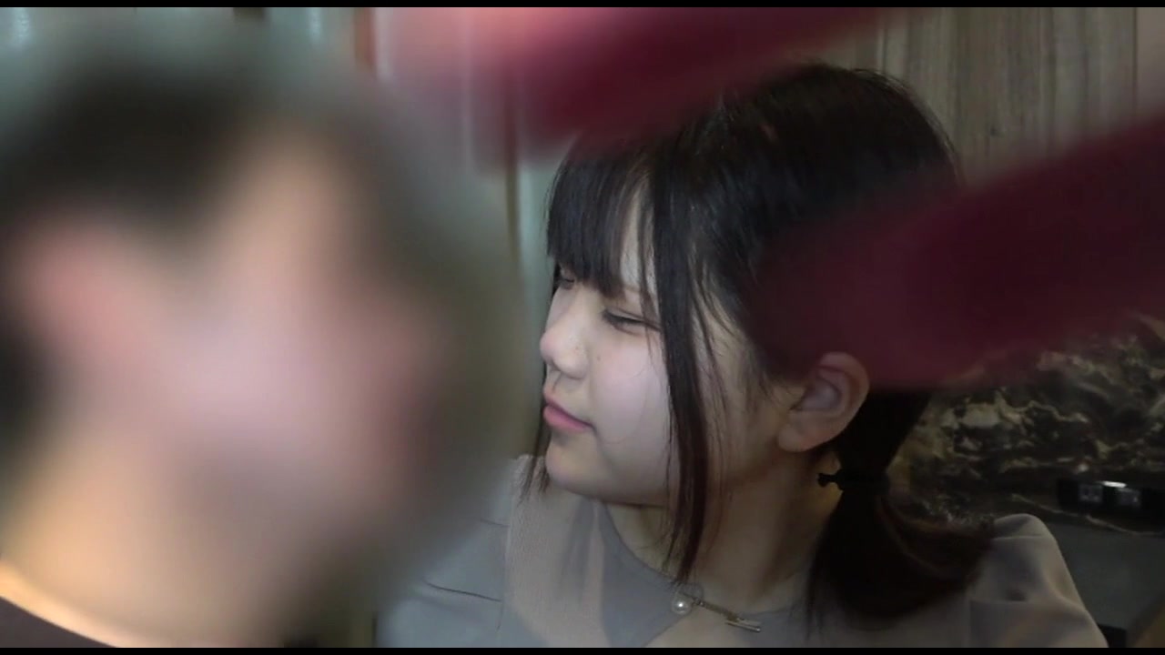 173cm (美巨乳 ) 高身長オサなさ残る19歳 .童顔ムスメに中出ししちゃった サンプル画像