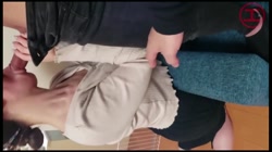ママ友と優雅に団欒する美人妻を連れ去り、お子さんの勉強中に巨根で、、、 サンプル画像