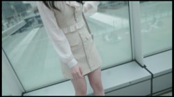 初撮影！！シネマ画風！モデルに憧れを持つ淡雪のように儚げな彼女を宿泊先に連れ込み2回中出し！！自ら性器を弄り僕の目の前で淫らな格好を喜び幾度も果てていた・・・ サンプル画像1