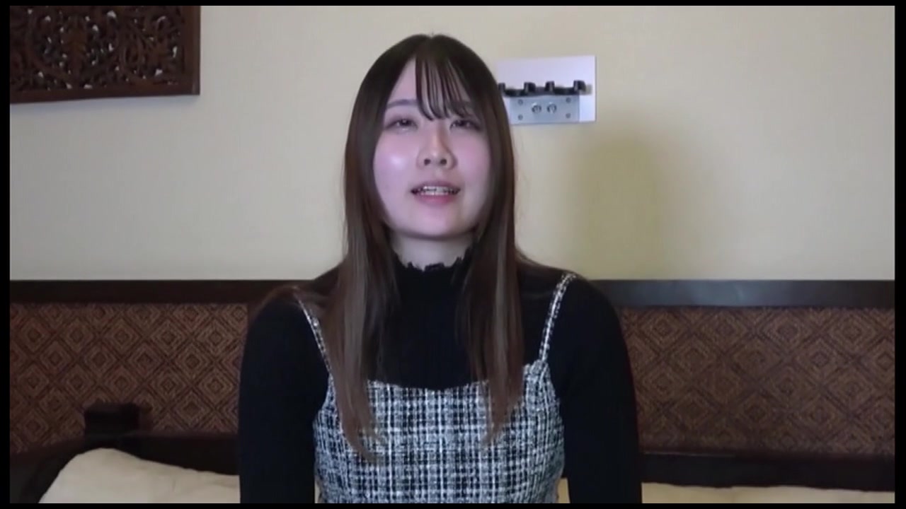 【S級クラス美女】長身173cmEカップのめ〇る似のドスケベ美女との濃厚なハメ撮り！ソファで一回、ベッドで一回、合計二回の中出しプレイを収録 サンプル画像0
