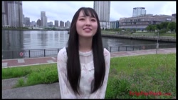 18清楚黒髪ロング華奢な身体を紅潮させてぴくぴく痙攣イキ、「すぐる君の精子中に出して！！」って言わせて立バックで中出し サンプル画像