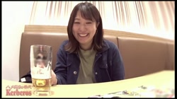 どこにでもいそうな普通の主婦と寝取られ掲示板で知り合って密会を実行！それでも彼女は指輪を外さなかった… サンプル画像2