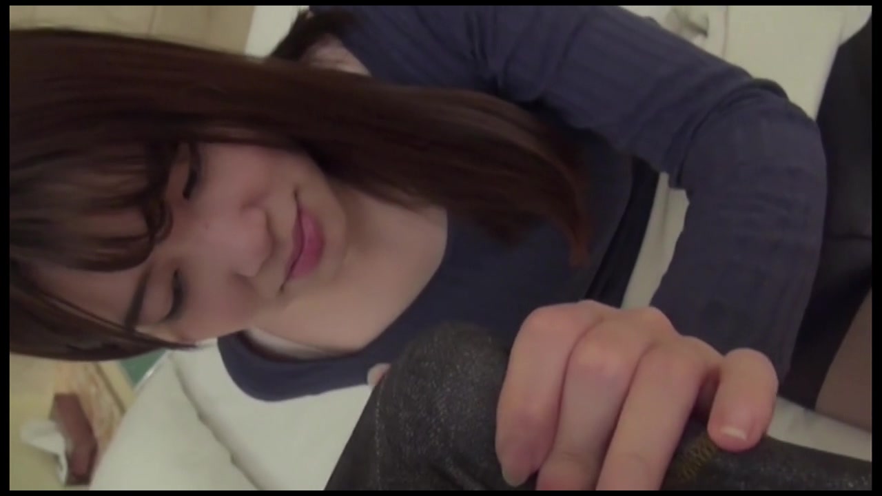 完全顔出し 美脚&美スタイルな美人受付嬢 実はどMなクールビューティが快楽堕ち 結子 サンプル画像1