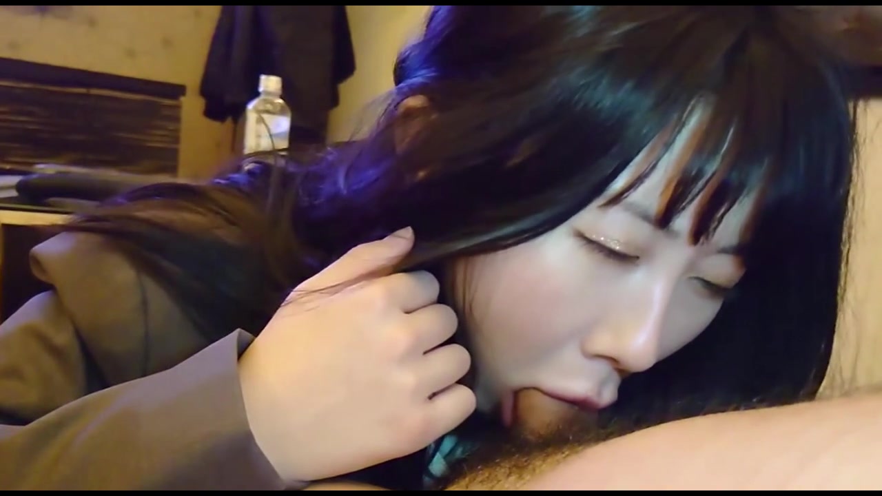 アイドル級の顔面を持ちながら優秀で真面目な憧れの的の美女が何故か生中出しハメ撮りを！？ サンプル画像