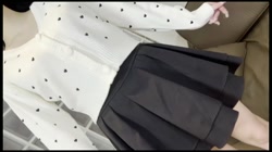 透き通るような色白美巨乳♪容姿端麗美しいお顔立ちの美女☆生中出しプレスで欲しがりパイパンま〇こから溢れ出る精子。 サンプル画像0