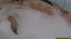 乳リンもオマムコもピンク色のド素人娘 里菜 サンプル画像