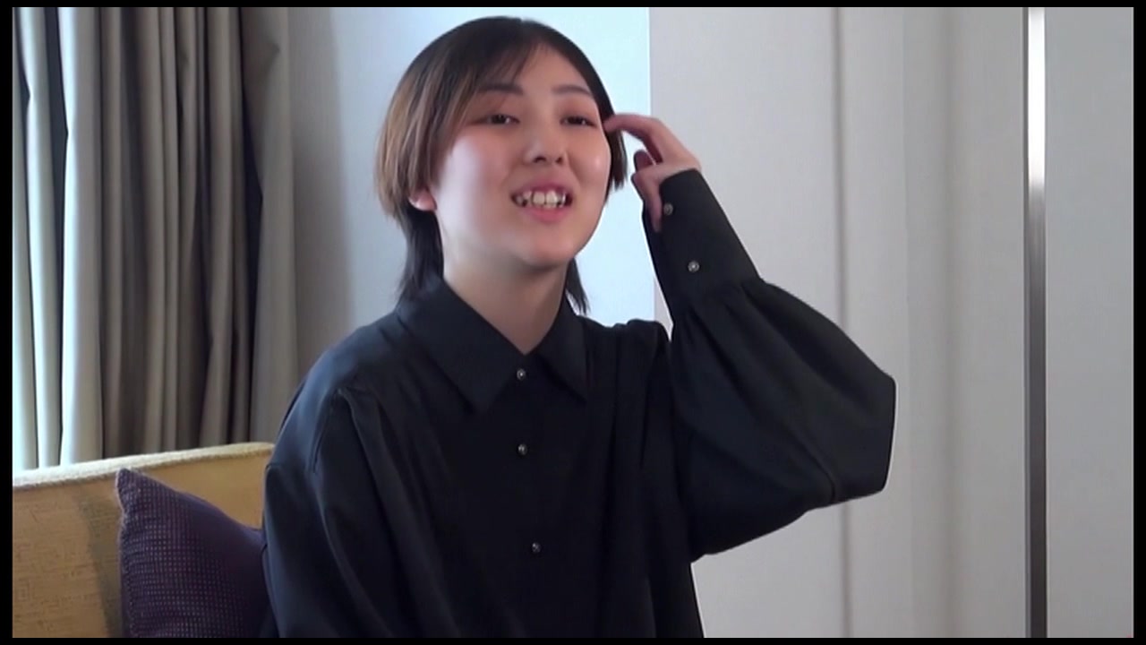 18なりたてボーイッシュ処女。性欲おじさんにファーストキス、処女喪失、どさくさ中出しまでされたのに、「処女卒業させてくれてありがとうございました♡」と感謝の言葉を述べる。Disc-1 サンプル画像