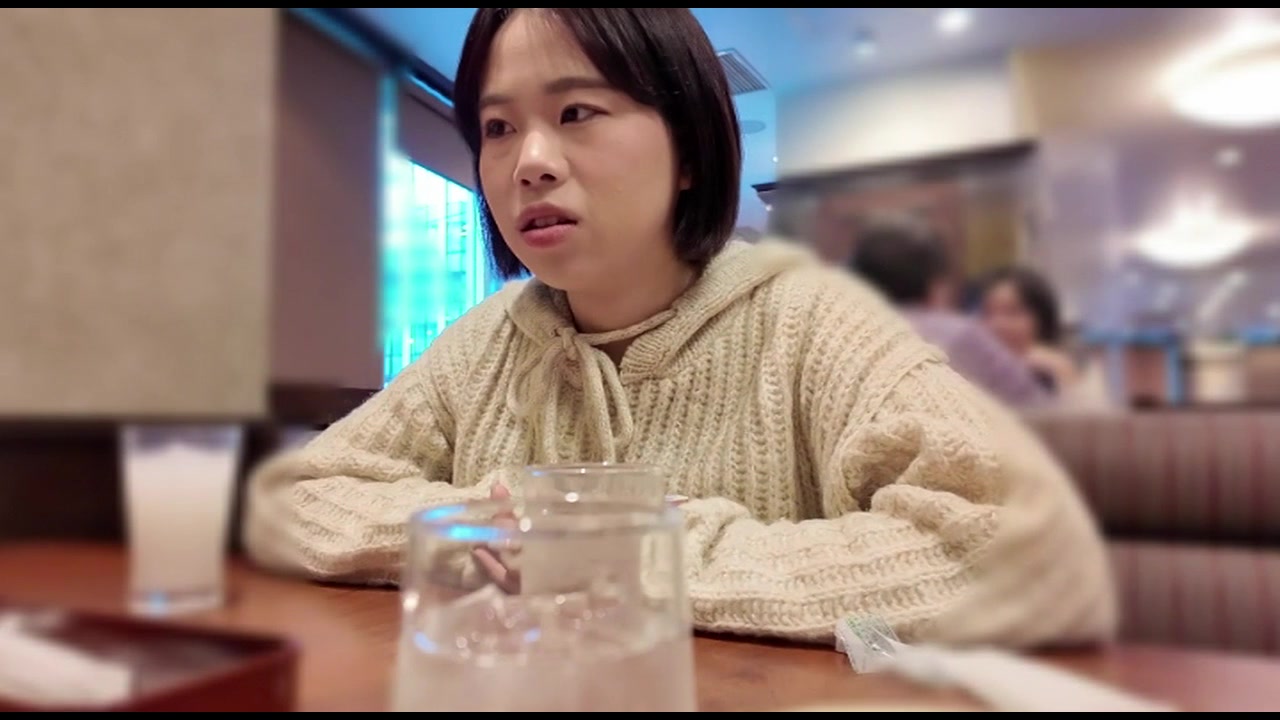 Fカップ20歳 クソ生意気な顔だったので、留学前に太マラで潮吹かせ「ガクガク」痙攣 ついでに生中出しコ作り サンプル画像1