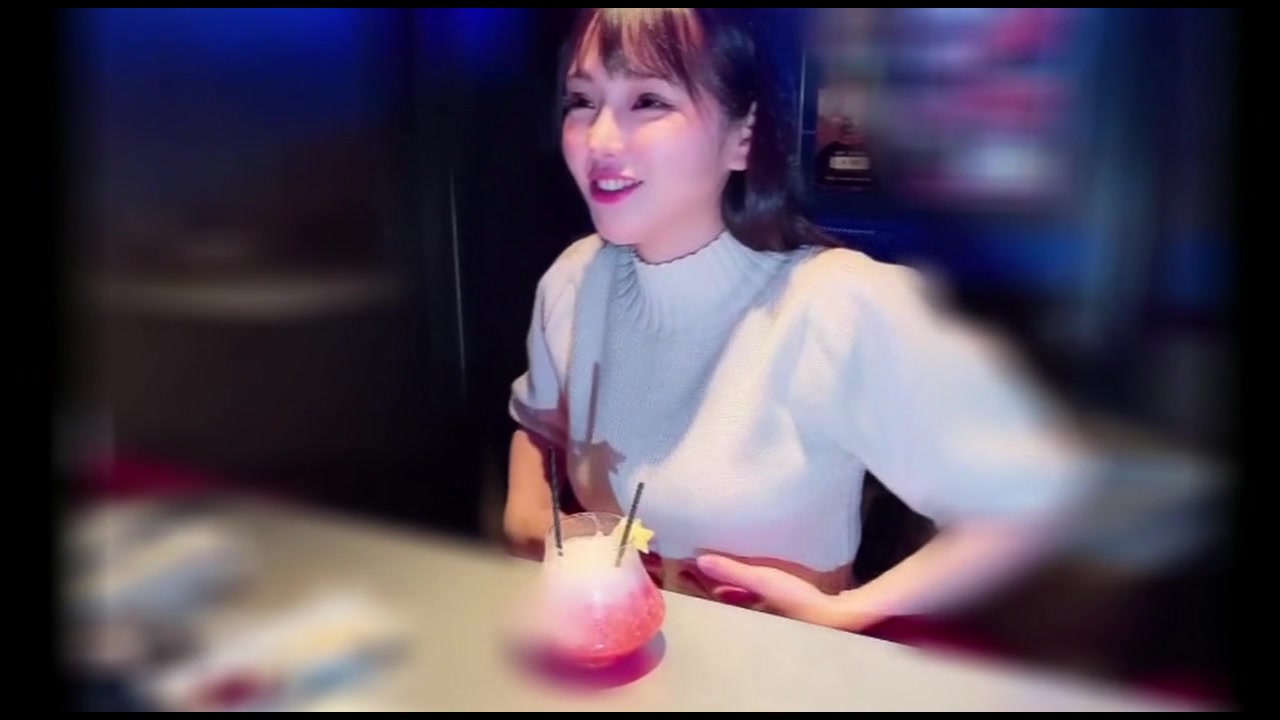 【素人個撮】清純派としてのイメージが完全失墜。売れっ子アイドルの超高感度天然美◯女に中出しSEX サンプル画像