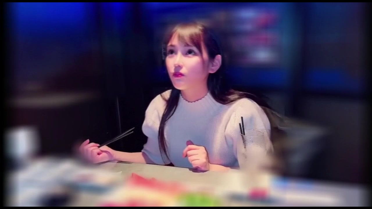 【素人個撮】清純派としてのイメージが完全失墜。売れっ子アイドルの超高感度天然美◯女に中出しSEX サンプル画像
