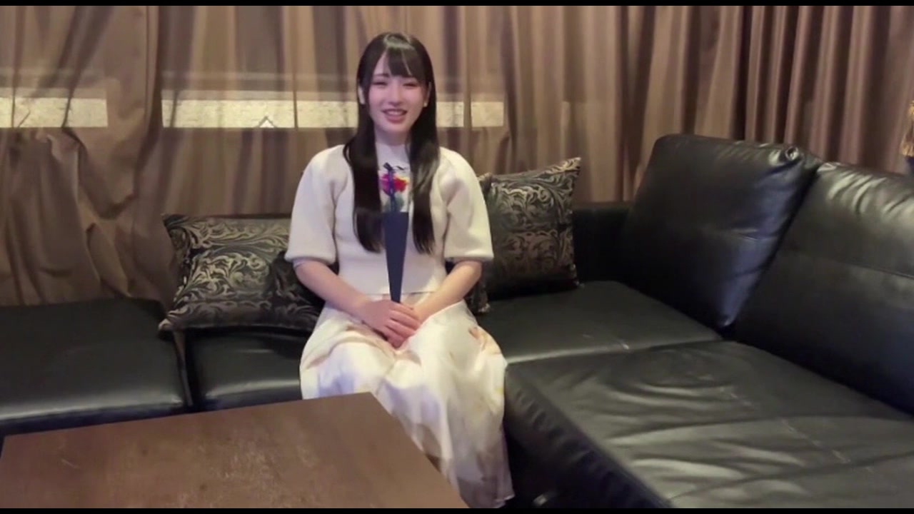 【素人個撮】清純派としてのイメージが完全失墜。売れっ子アイドルの超高感度天然美◯女に中出しSEX サンプル画像
