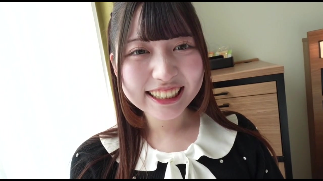 【初撮】※19歳グラビアスタイル級の色白美ボディムスメ。敏感すぎるカラダが激ピストンで絶頂を繰り返し、何度も痙攣。「奥が好き…！」とアイ液溢れ出す締め付けマンコに中出し。 サンプル画像